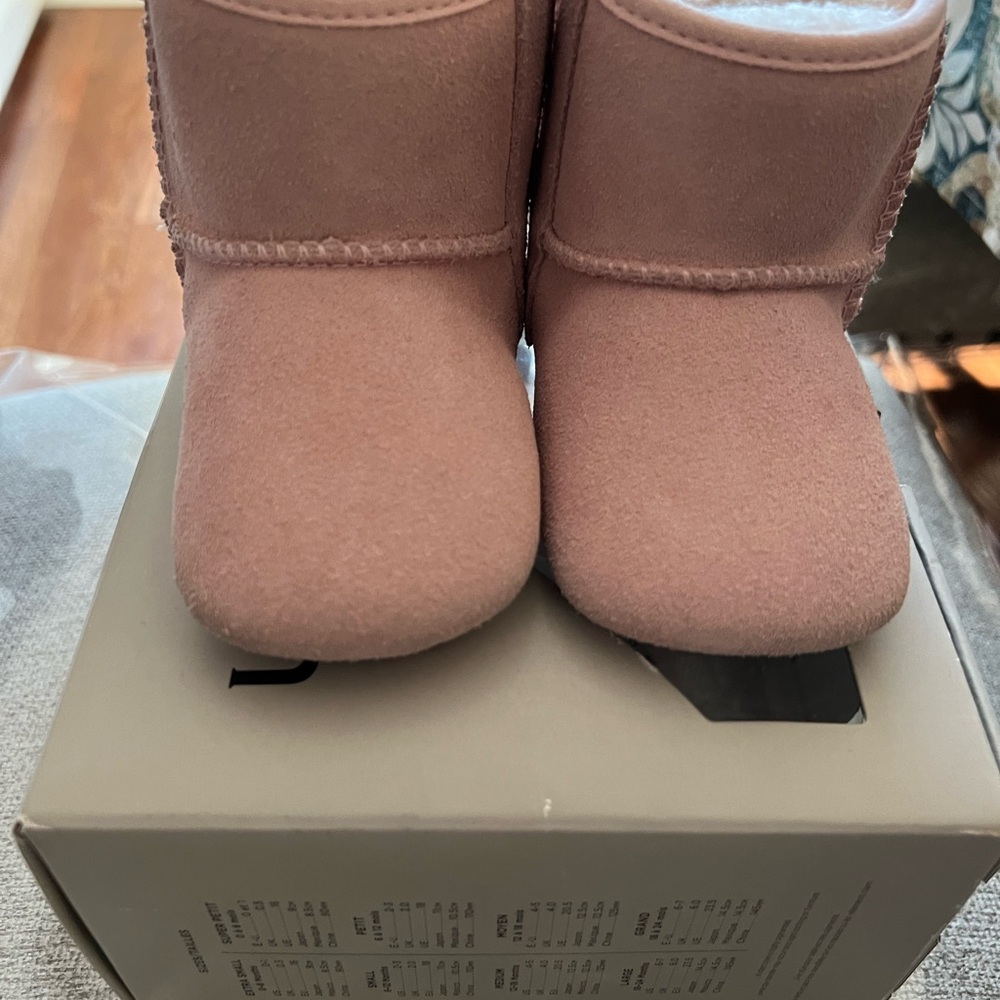 UGG boots - infant -pink
